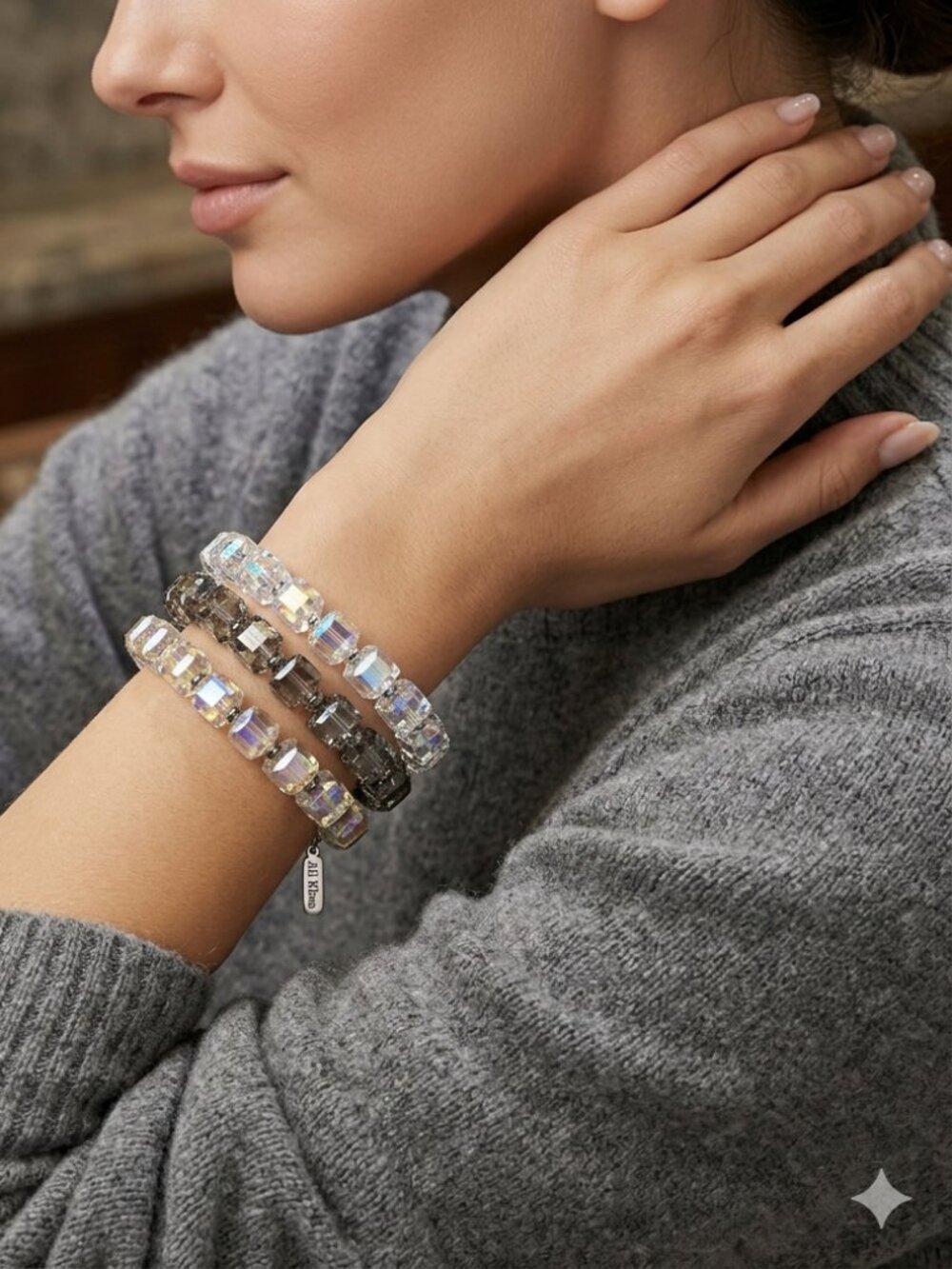 Ali khan clear glass 3 pc stretch bracelet